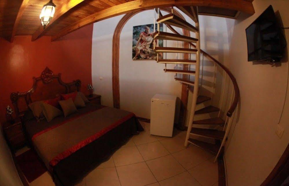 خالابا Hotel Juarez Del Centro المظهر الخارجي الصورة