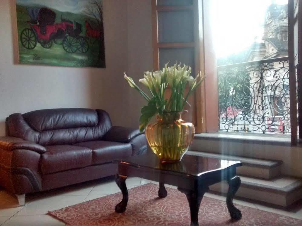 خالابا Hotel Juarez Del Centro المظهر الخارجي الصورة